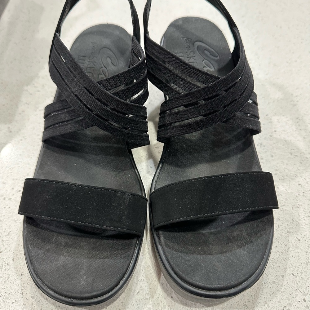 Cali from Sketchers luxe foam